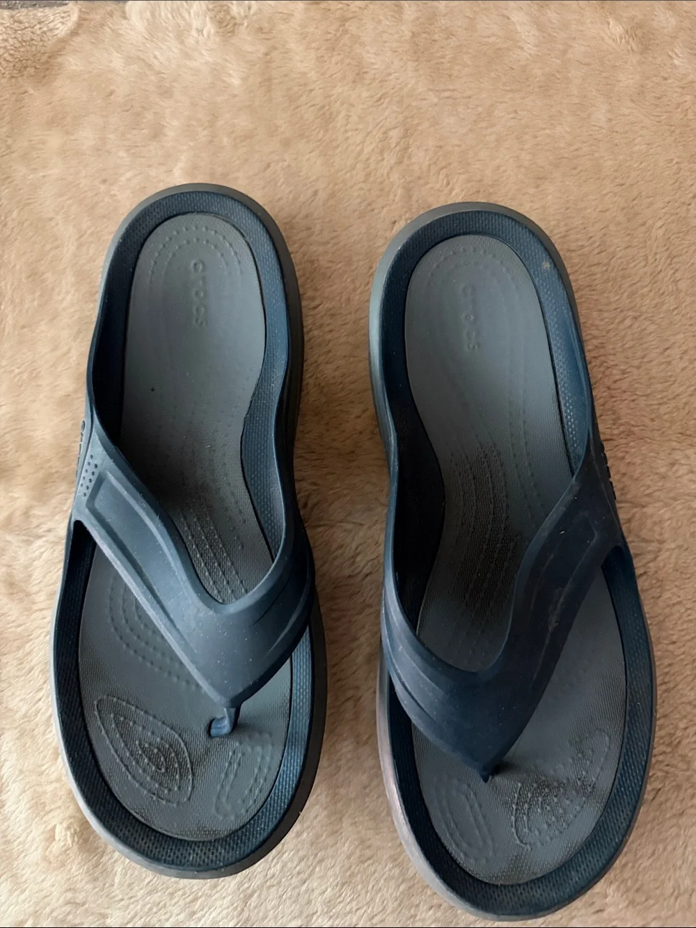 Crocs flip flops 3713